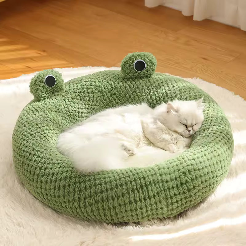 Warm Plush Frog Pet House