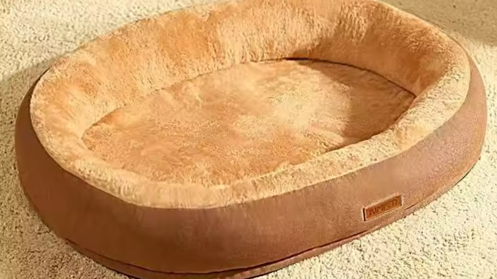 Plush Winter Pet Calming Bed